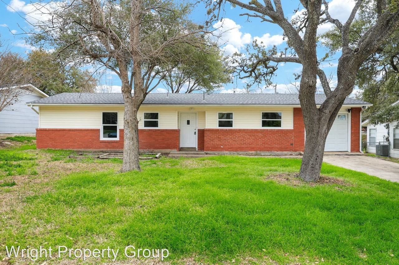 4418 Apartments in San Antonio, TX 78229 Zumper