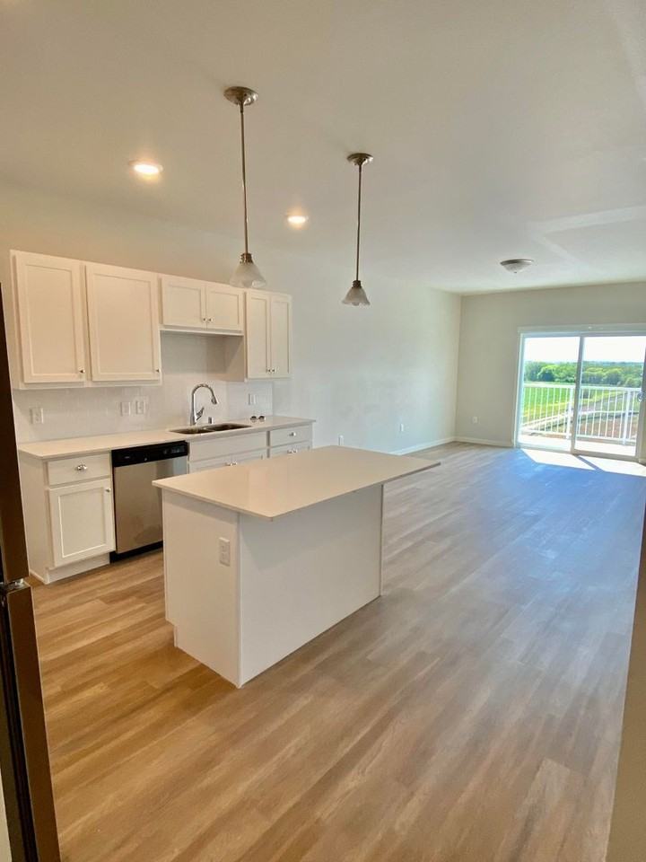 Deephaven Apartments 1255 Edmonson Ave Ne, Monticello, MN 55362 Zumper