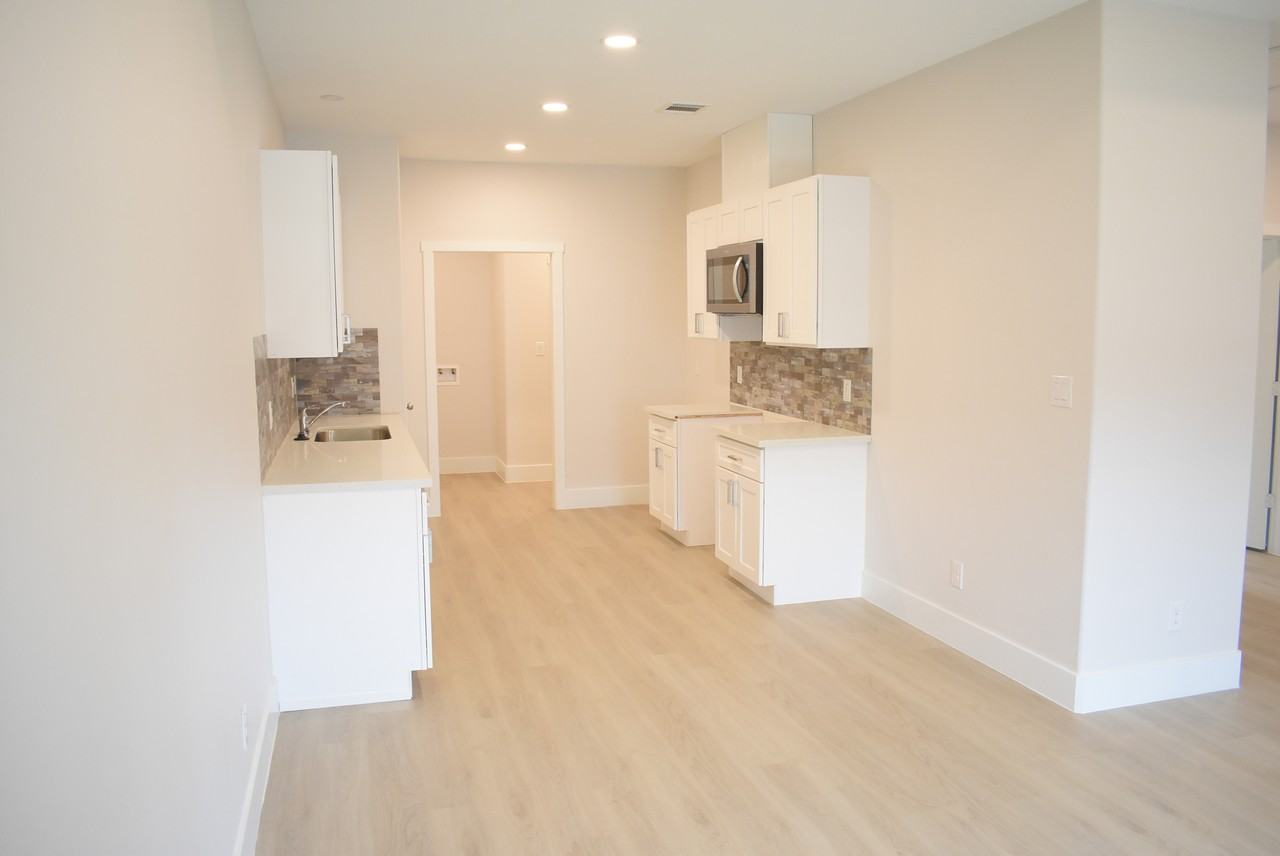 418 Lake St 101, Nacogdoches, TX 75964 3 Bedroom Apartment for 1,500