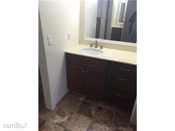 Whitehall Of Pine Island Apartments Whitehall Dr, Davie, FL 33324