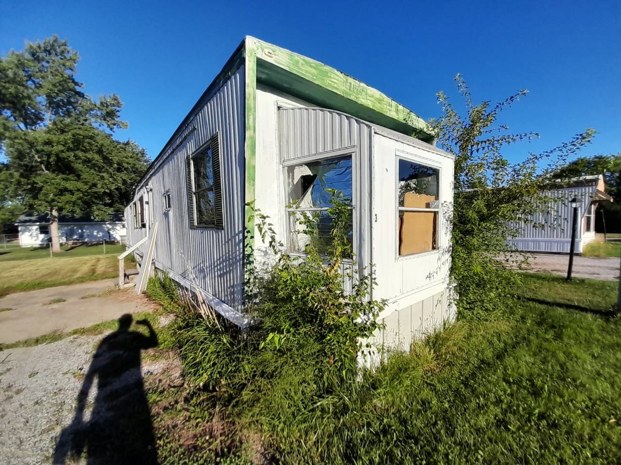 Danville Mobile Home Park H3, Danville, IL 61832 2 Bedroom Apartment