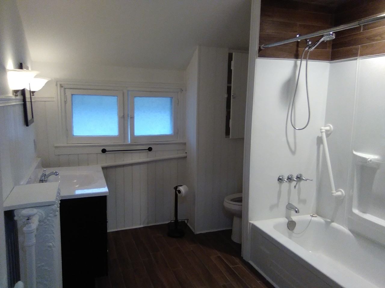 St Clair Ave W & Oakwood Ave, Toronto, ON M6E 2Z7 2 Bedroom Apartment