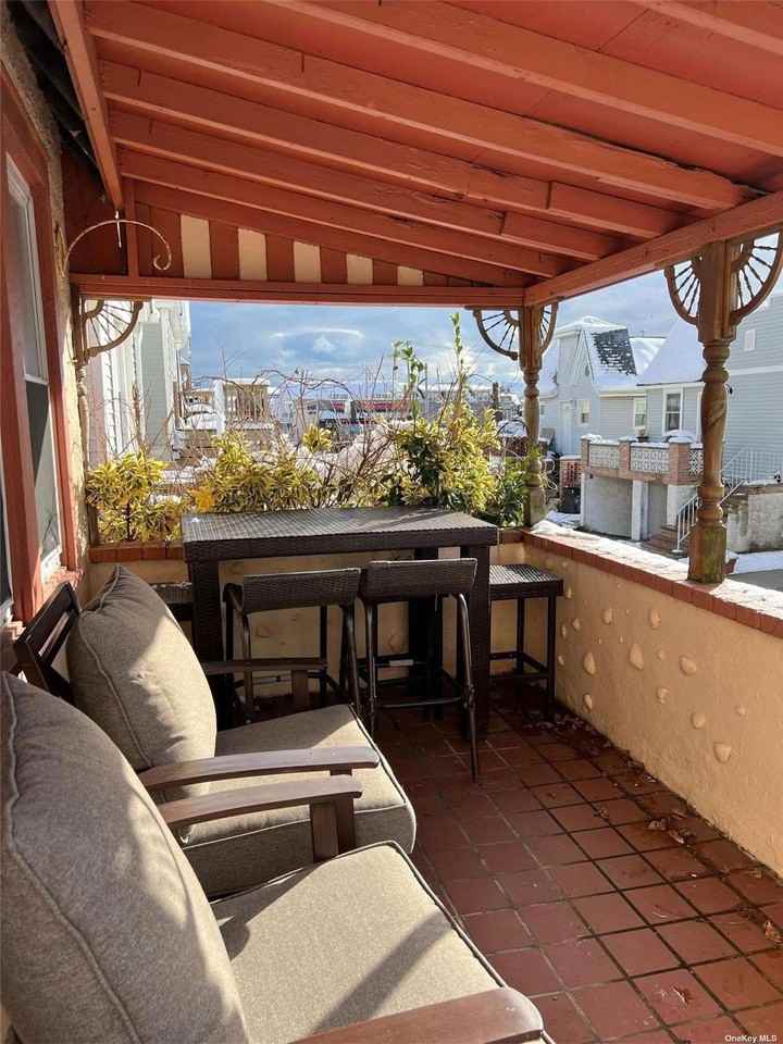 66 Connecticut Ave, Long Beach, NY 11561 3 Bedroom Apartment for 2,600