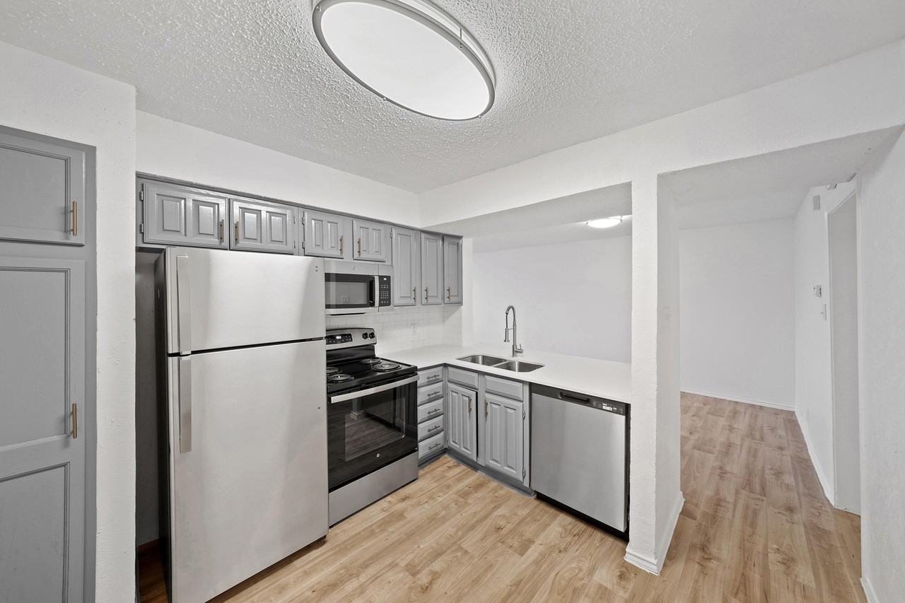 Casa Villas Apartments 6130 Oakland Hills Dr, Fort Worth, TX 76112