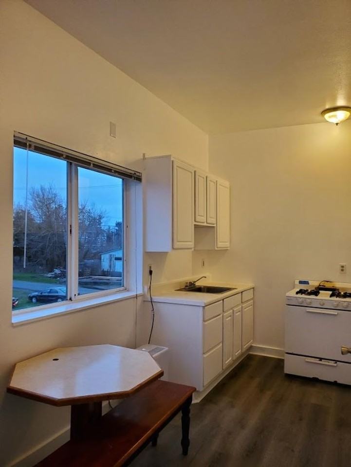 Deep Sea Apartments DEEP01 87 Ne Harbor Ct, Warrenton, OR 97146 Zumper