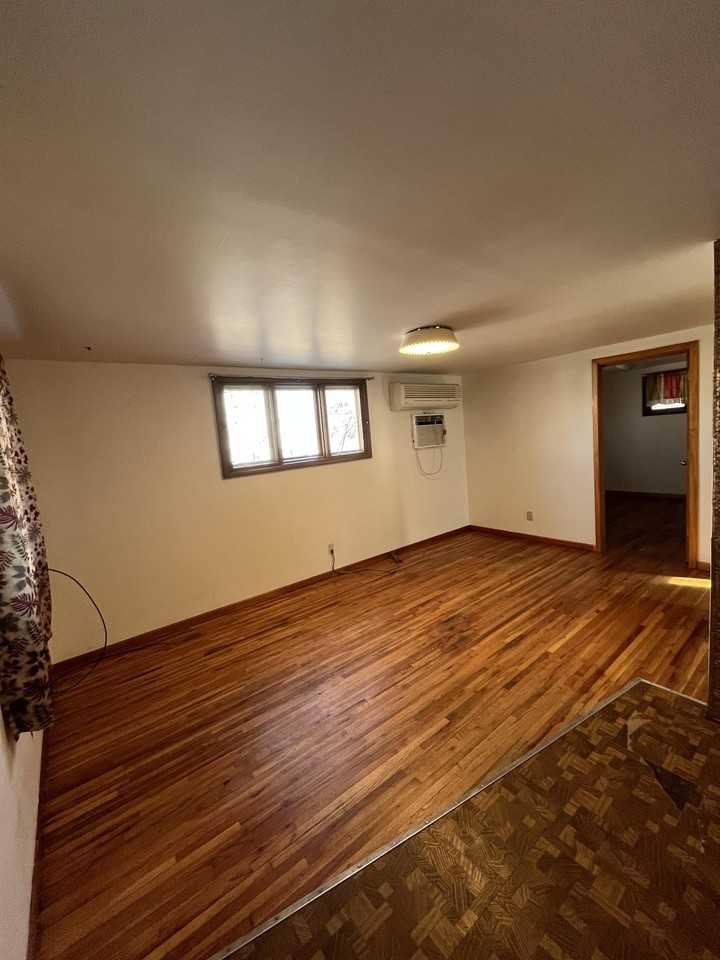 709A 11th Avenue Apartments 709 11th Ave Apt A, Belle Fourche, SD