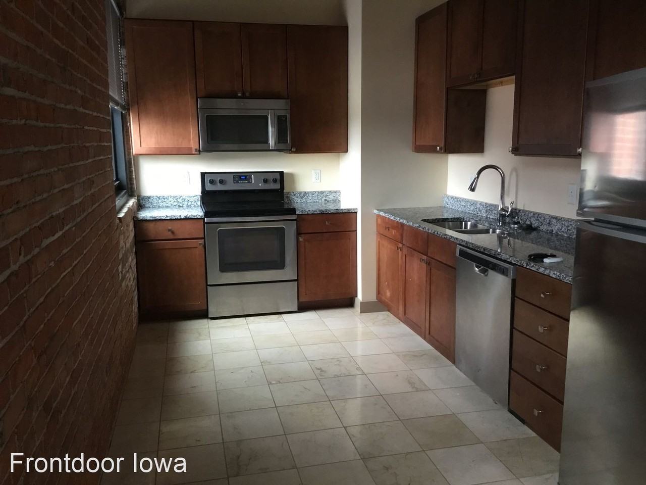 Market Lofts in the Heart of Downtown Davenport Apartments 427