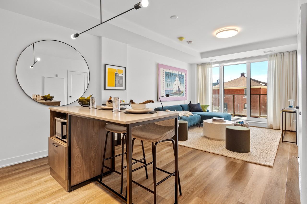 Livmore Westboro Village Apartments 300 Mcrae Ave, Ottawa, ON K1Z 0C6