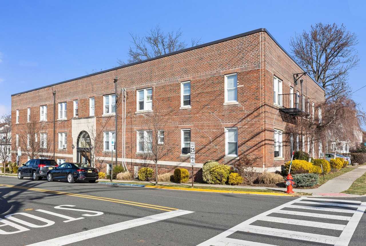 551 3rd Ave LLC Apartments 551 3rd Ave, Lyndhurst, NJ 07071 Zumper