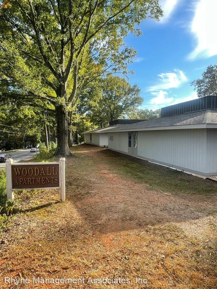 Woodall Apartments 1400 & 1402 Gorman St Near NCSU 1101 Woodall