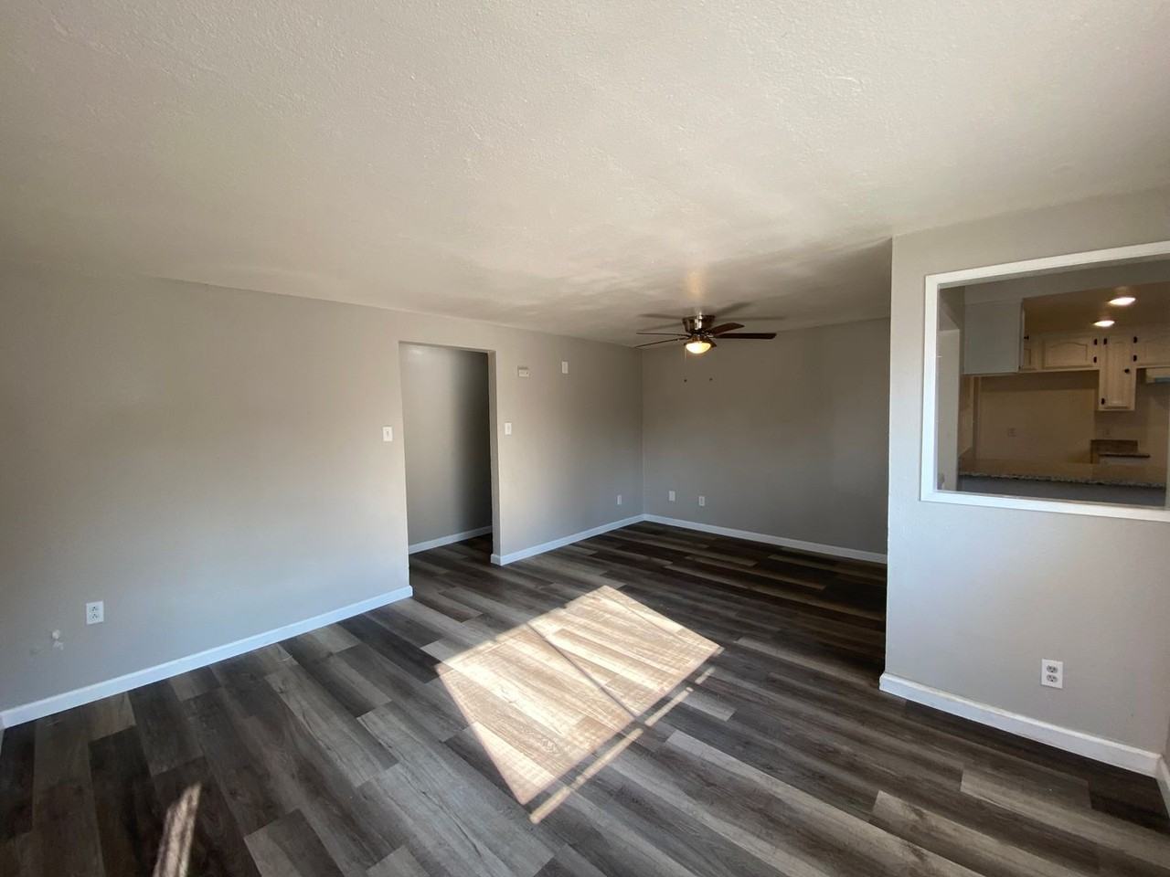 110 Cooper Ave Apartments in Mobile Town, Oildale, CA 93308 Zumper