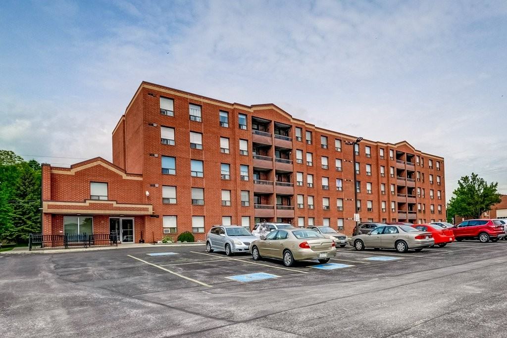 Queen's Park Residences Apartments 70 Queen St, Tillsonburg, ON N4G