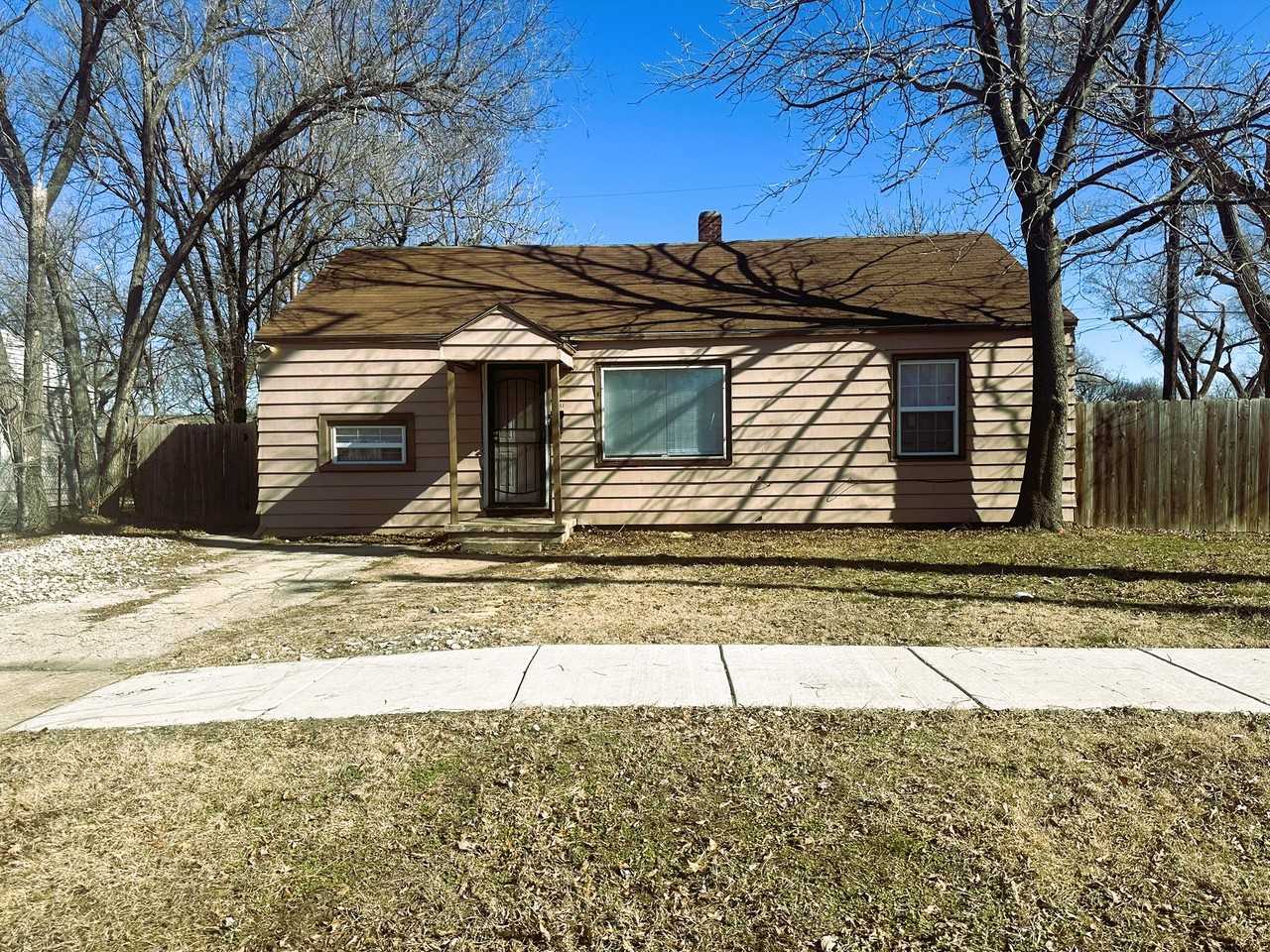 1502 N Hydraulic St, Wichita, KS 67214 3 bedroom House Rental Zumper