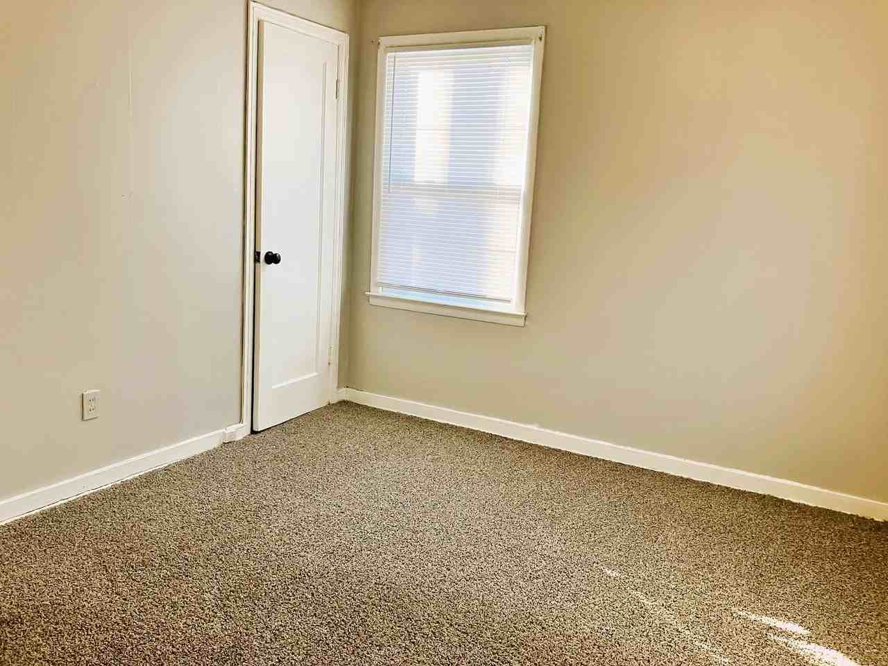 1502 N Hydraulic St, Wichita, KS 67214 3 bedroom House Rental Zumper