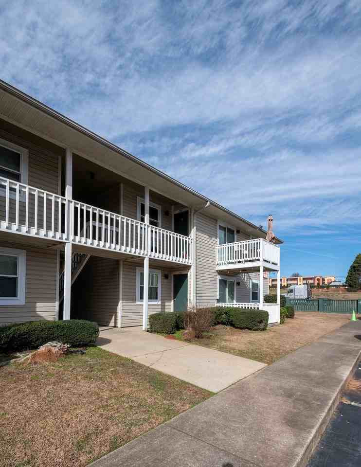 Holiday Cove Apartments 600 Holiday Cir, Forsyth, GA 31029 Zumper