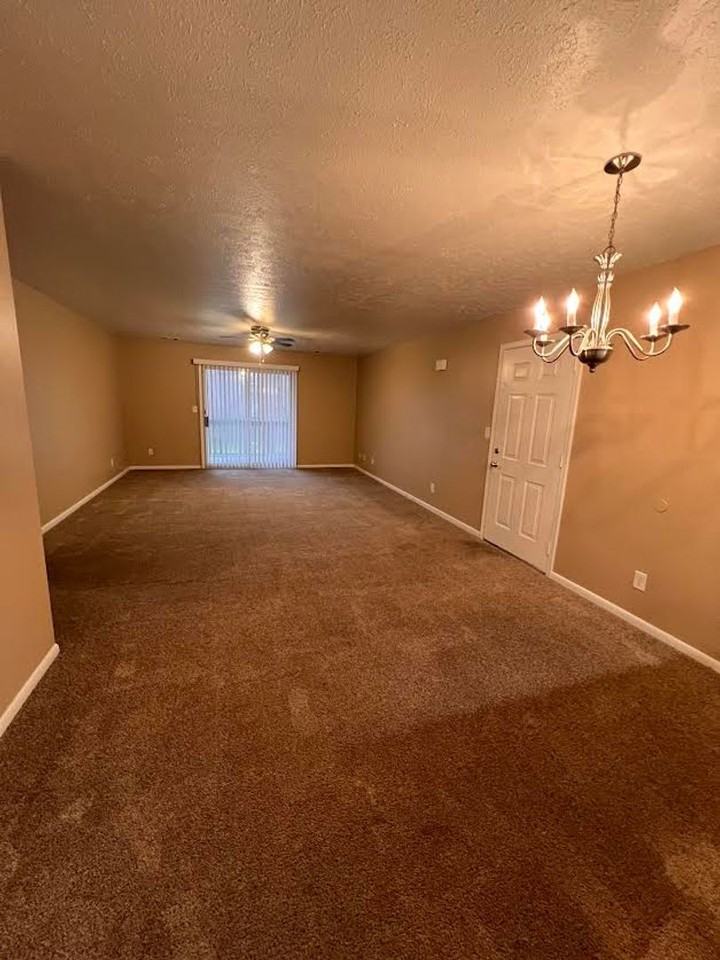 3733 Indian Run Rd. Apartments 3733 Indian Run Dr, Boardman, OH 44406