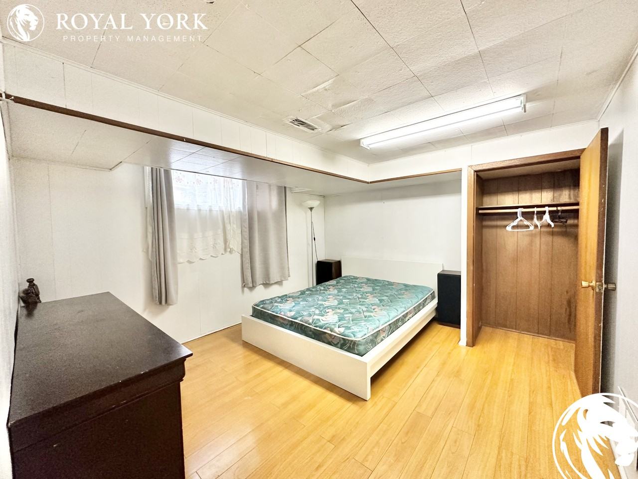 222 Warfield Drive, North York, Ontario M2J 3S3 Apartments 22