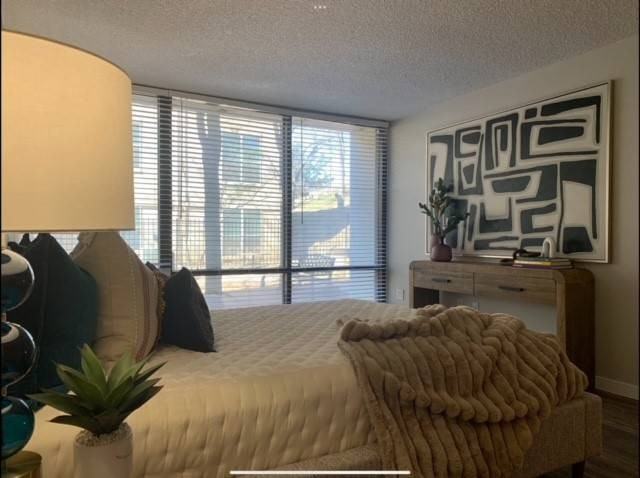 Providence Mockingbird Apartments 1853 W Mockingbird Ln, Dallas, TX