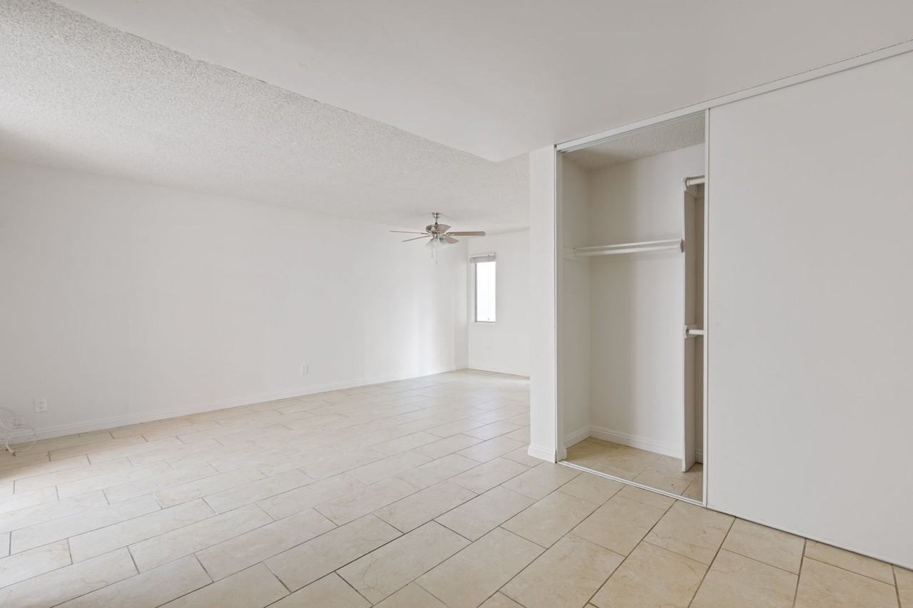 Woodman Apartments in Greater Valley Glen, Los Angeles, CA 91405 Zumper