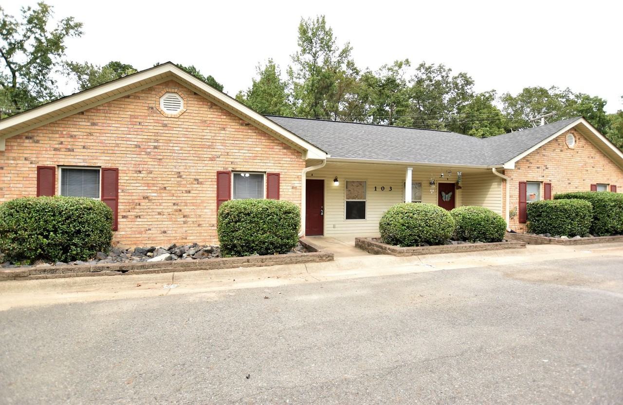 Shady Way Duplexes Apartments 102 Shady Way, Hot Springs, AR 71901