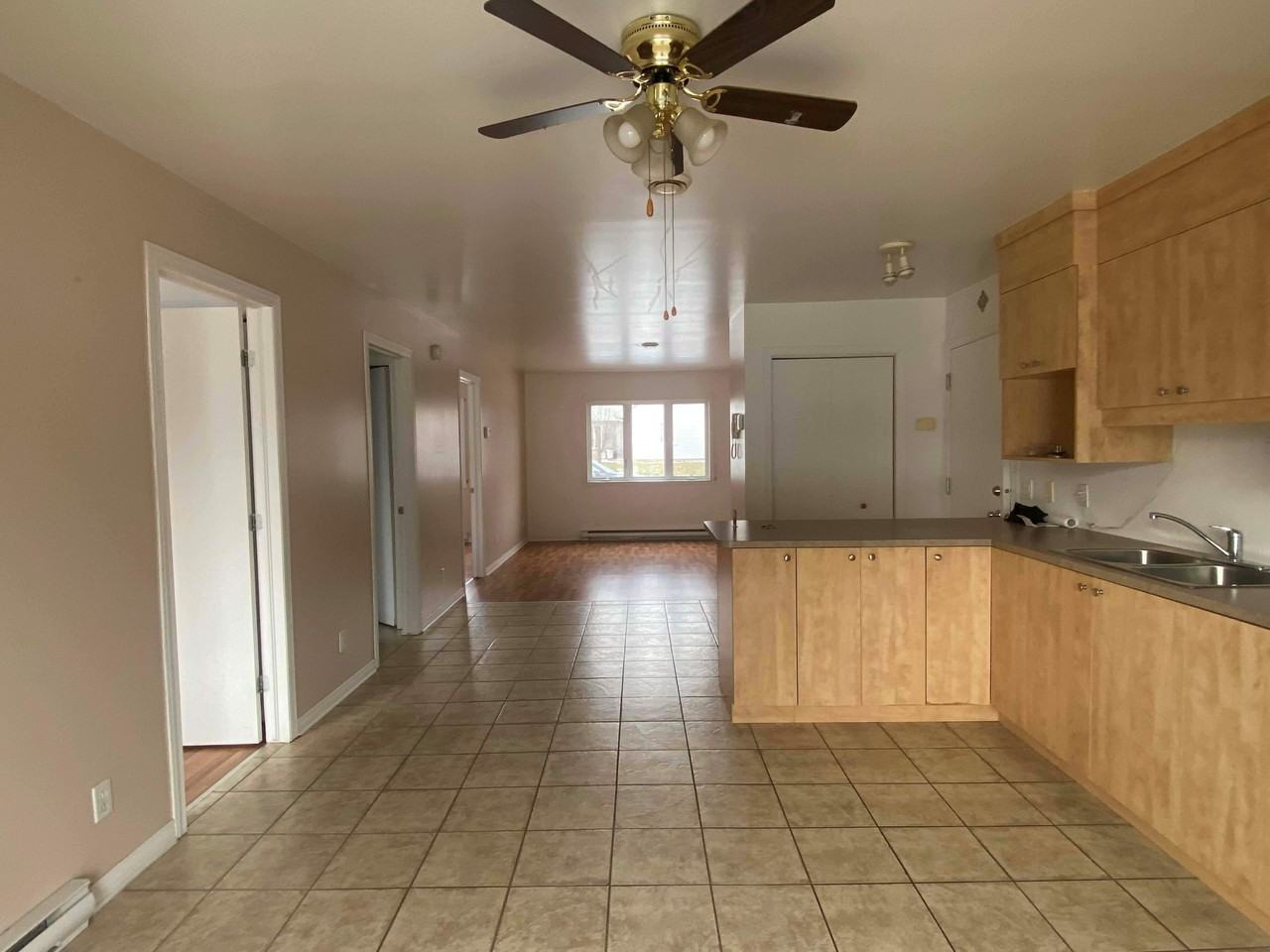 91 rue Laurier Apartments 91 Rue Laurier, Beauharnois, QC J6N 0A1