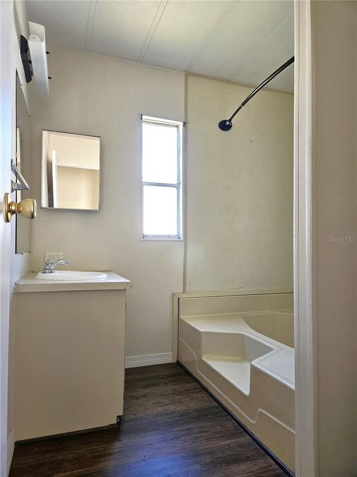 3507 Cranberry Knoll Rd, Valrico, FL 33594 2 Bedroom Apartment for