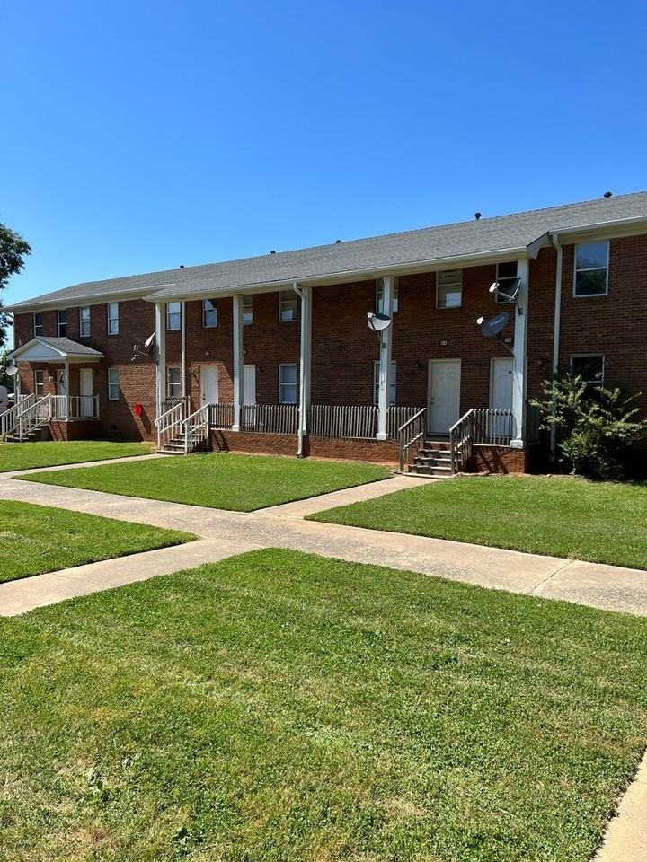 Burke Village Apartments 1100 Burke St, Monroe, NC 28110 Zumper