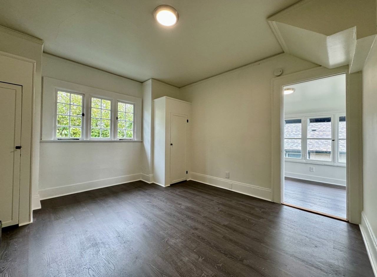 014001 Sullivan's Gulch Apartments 2210 Ne Weidler St, Portland, OR