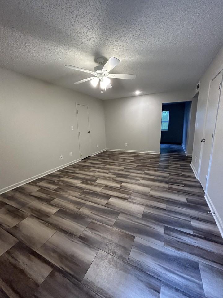 MLK Manor 2027 Dr MLK Jr Ave Apartments 2027 Doctor Martin Luther