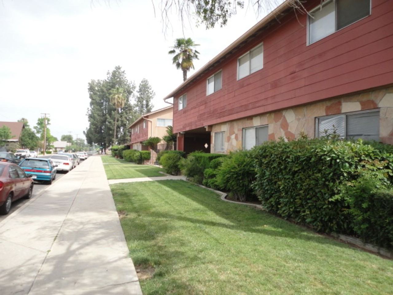 Oasis Apartment Apartments 234 N Eaton Ave, Dinuba, CA 93618 Zumper