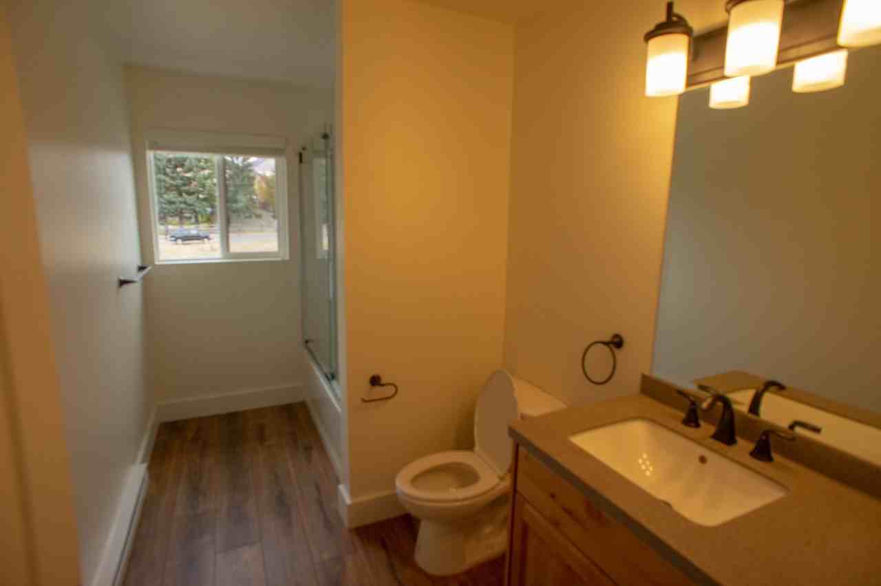 233 Diamond Sun Apartments 231 231 W 1st Street, Ketchum, ID 83340