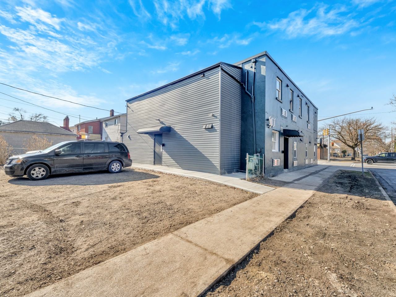 1804 Drouillard Rd Apartments in Ford City, Windsor, ON N8W 3X5 Zumper