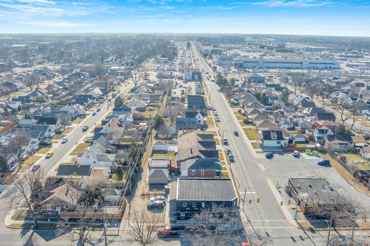 1804 Drouillard Rd Apartments in Ford City, Windsor, ON N8W 3X5 Zumper