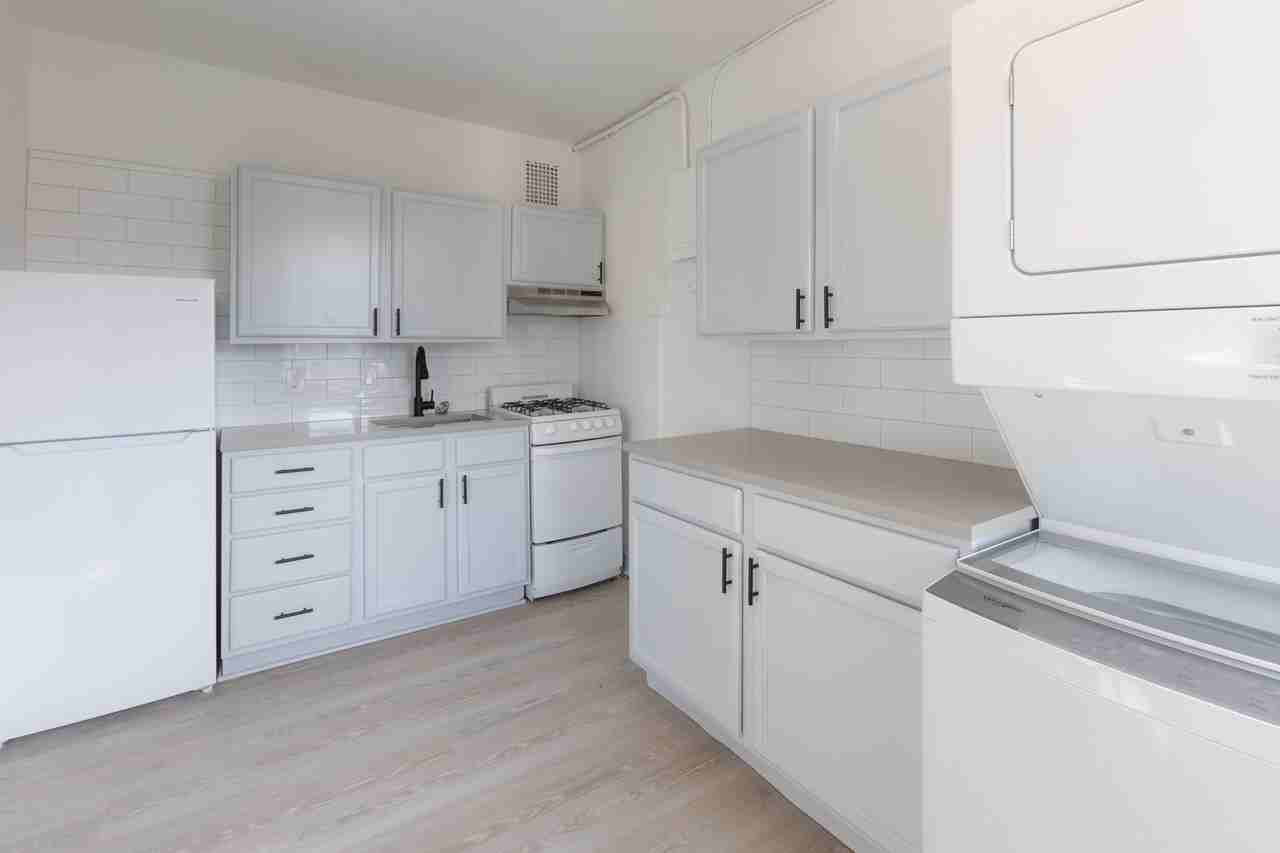 The Davis Apartments 817 Saint Paul Street, Baltimore, MD 21202 Zumper