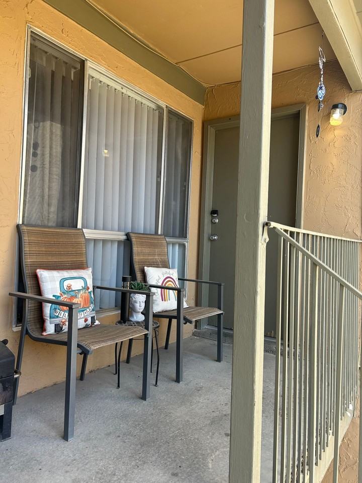 Greenbriar Manor Apartments 9285 Railroad Dr, El Paso, TX 79924 Zumper