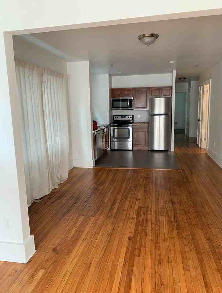 2552 Collingwood Boulevard Apartments 2552 Collingwood Blvd, Toledo