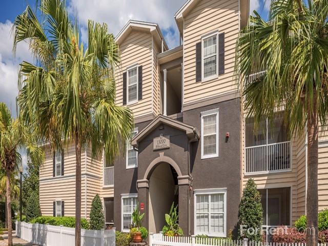 Colonial Village at Twin Lakes Apartments Myrtlewood Dr, Sanford, FL
