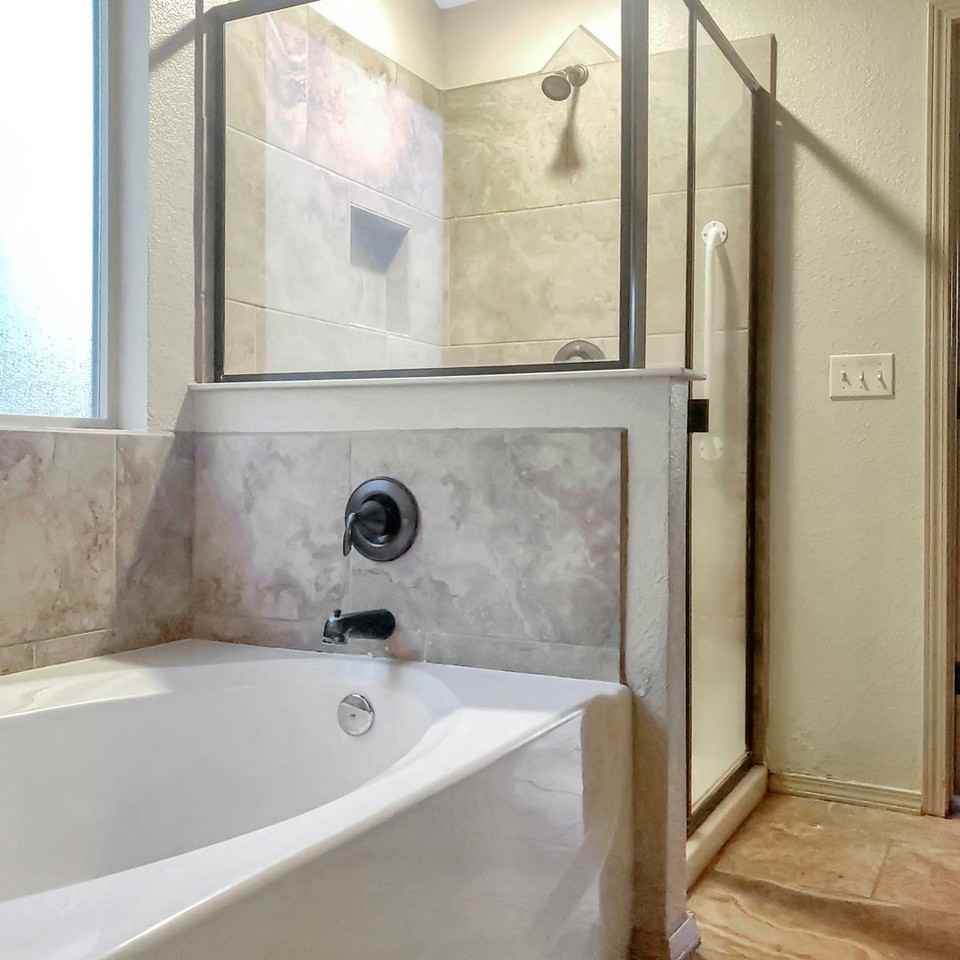 13840 Hollywood Dr, Horizon City, TX 79928, USA 2 unit Rentals Zumper