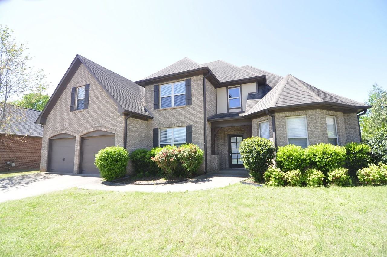 122 Windridge Way Sw, Huntsville, AL 35824 5 Bedroom House for 2,500