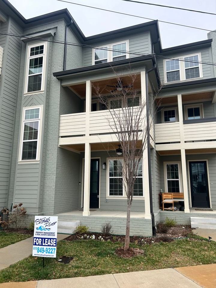 1832 Madison St, Chattanooga, TN 37408 2 Bedroom House for 2,500/month