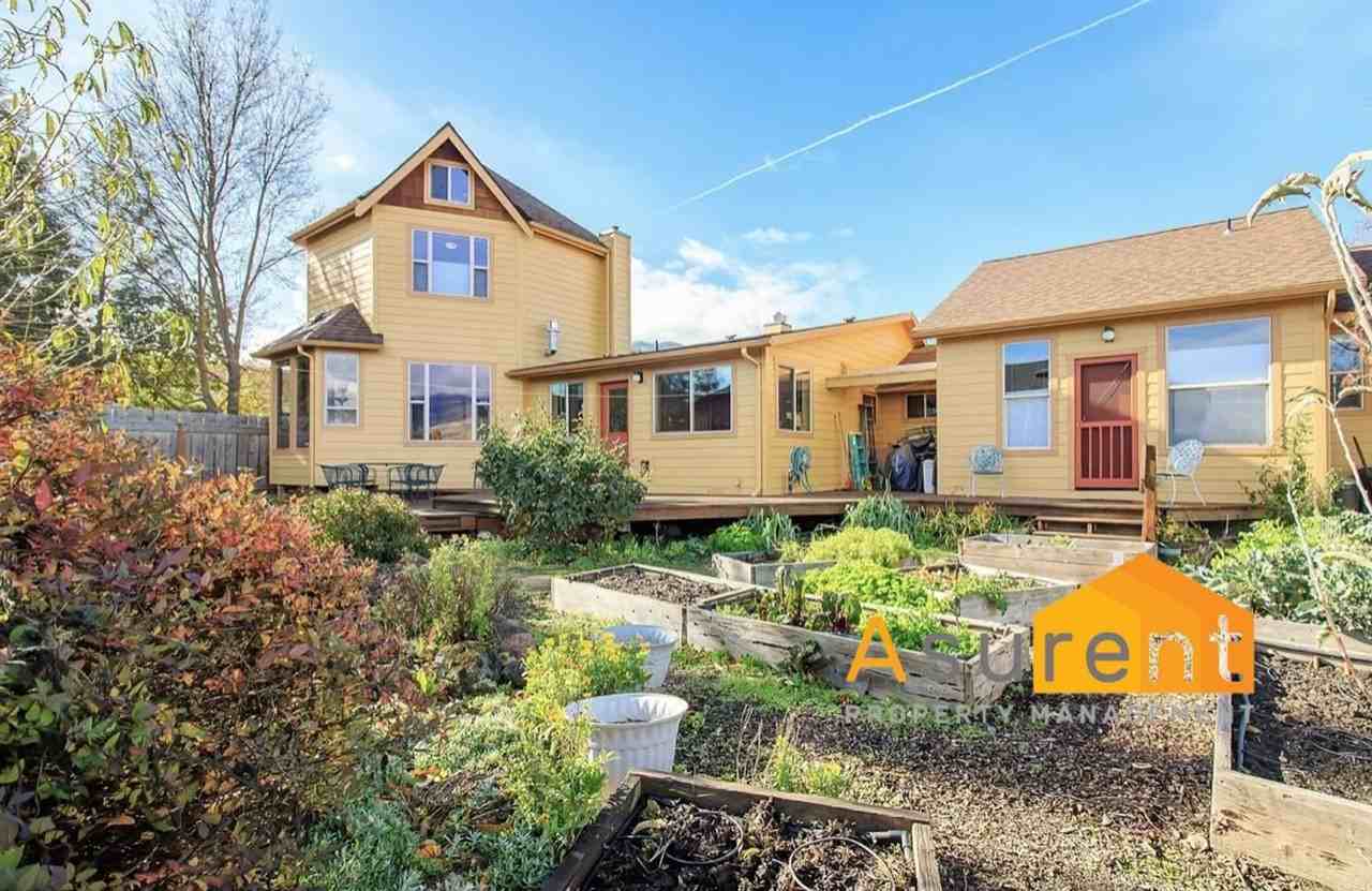 Apartments for Rent in Ashland, OR Condos & Other Rentals Zumper