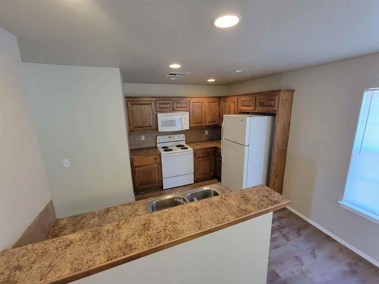 2915 Creekside Drive, Catoosa, OK 74015, US 2 bedroom House Rental