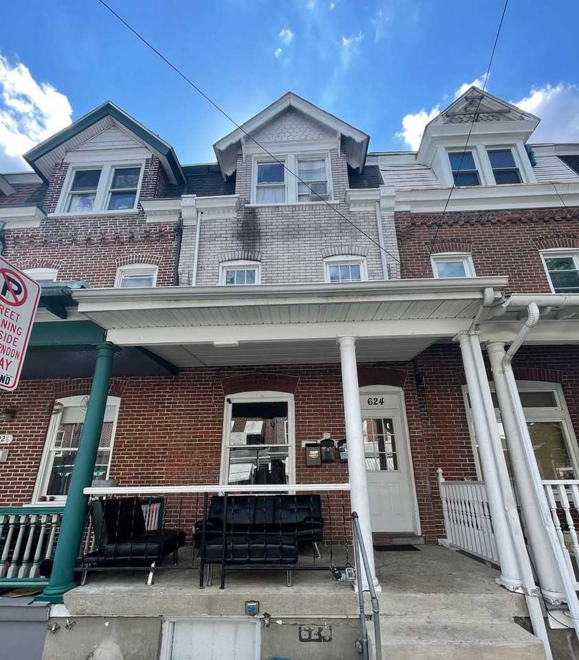 ONE BEDROOM 1st Floor Apartment Apartments 624 Park St, Allentown