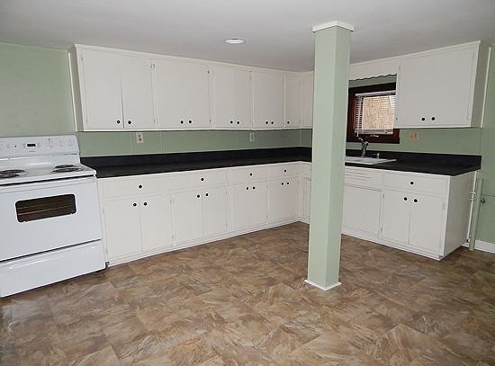 73 73 Garland St Single Family, Bangor, ME 04401 2 Bedroom House for