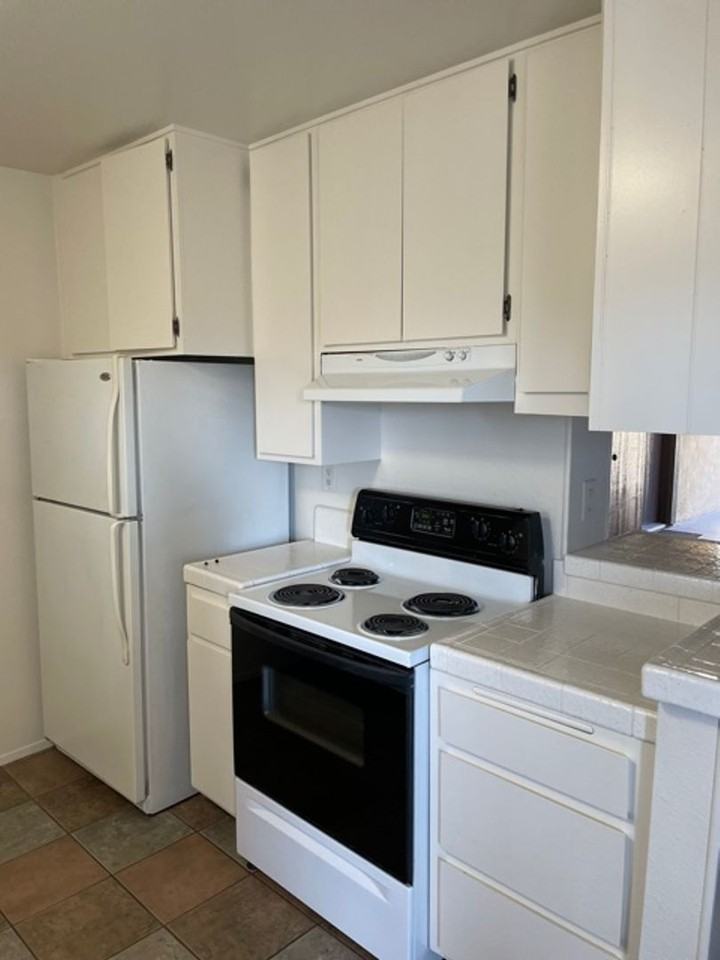 La Paloma Apartments 8171 Vincetta Dr, La Mesa, CA 91942 Zumper