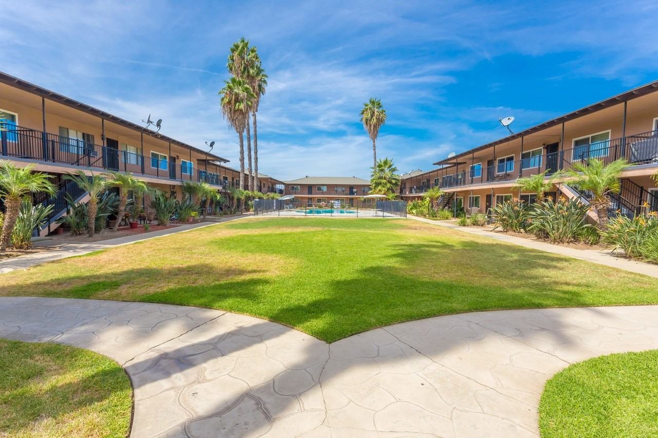 Apartments for Rent In Covina, CA Find 25 Condos & Other Rentals