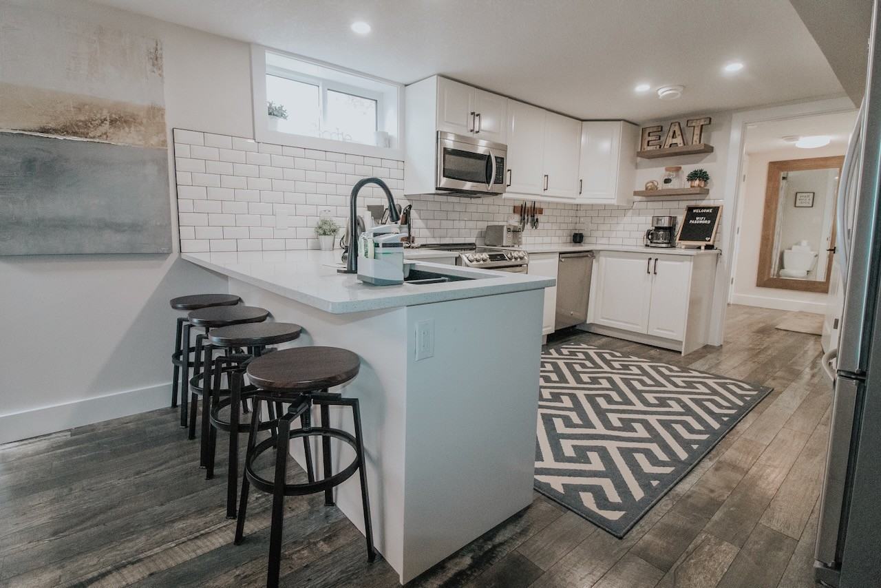 Apartments for Rent In Meadowlark Park, Edmonton, AB Find Condos