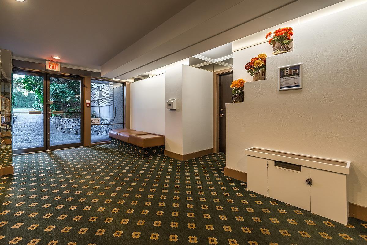 McKenzie Woods Apartments 1002 Mckenzie Ave, Saanich, BC V8X 4B5 Zumper