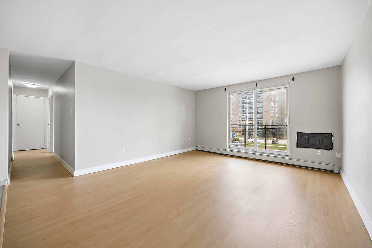 725745 Wonderland Road South Apartments in Westmount, London, ON N6K 1M1 Zumper