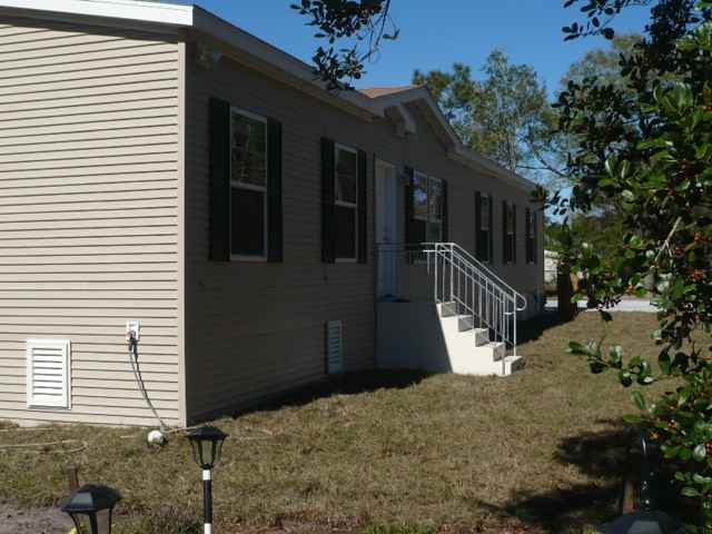 1421 30th St Se NA, Ruskin, FL 33570 1 Bedroom House for 600/month